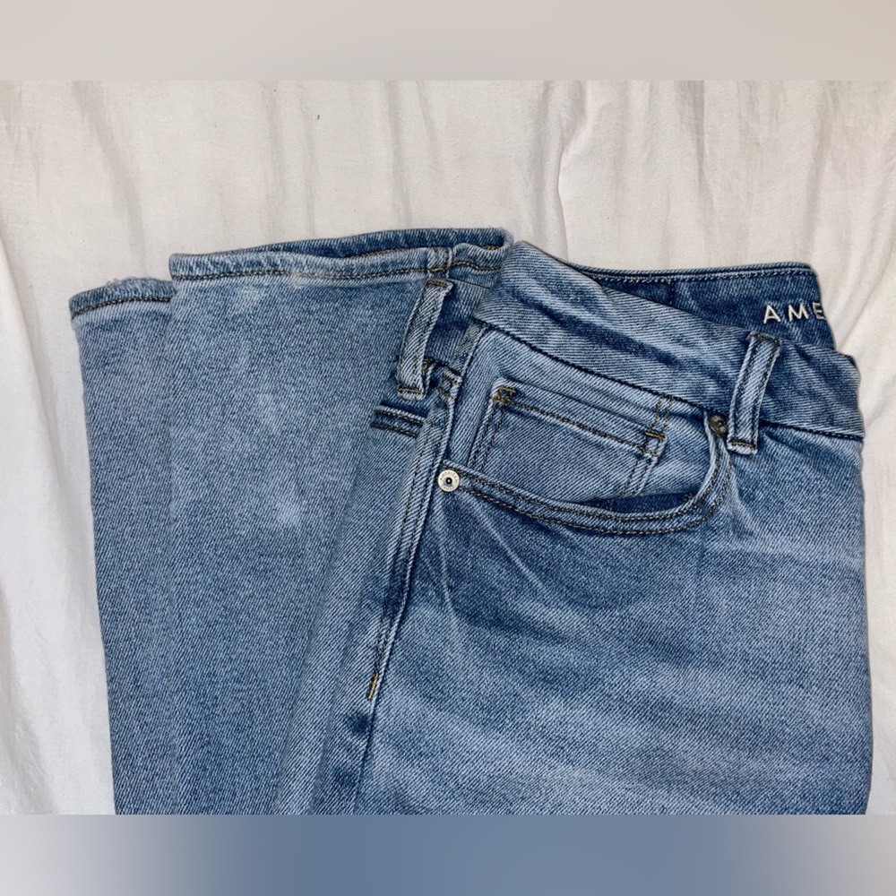 AMERICAN EAGLE stretch straight leg jeans